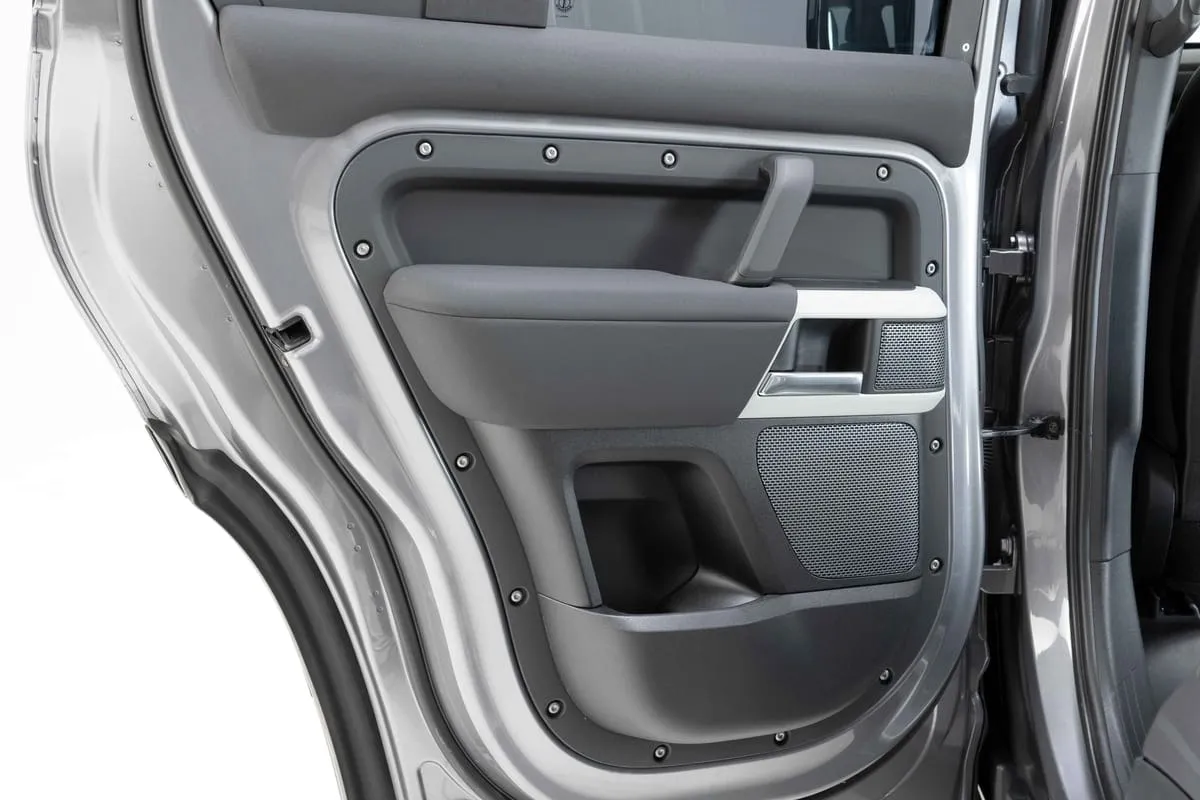 Porte latérale arrière avec matériaux de protection balistique certifiés, Defender avec protection A-KIP®