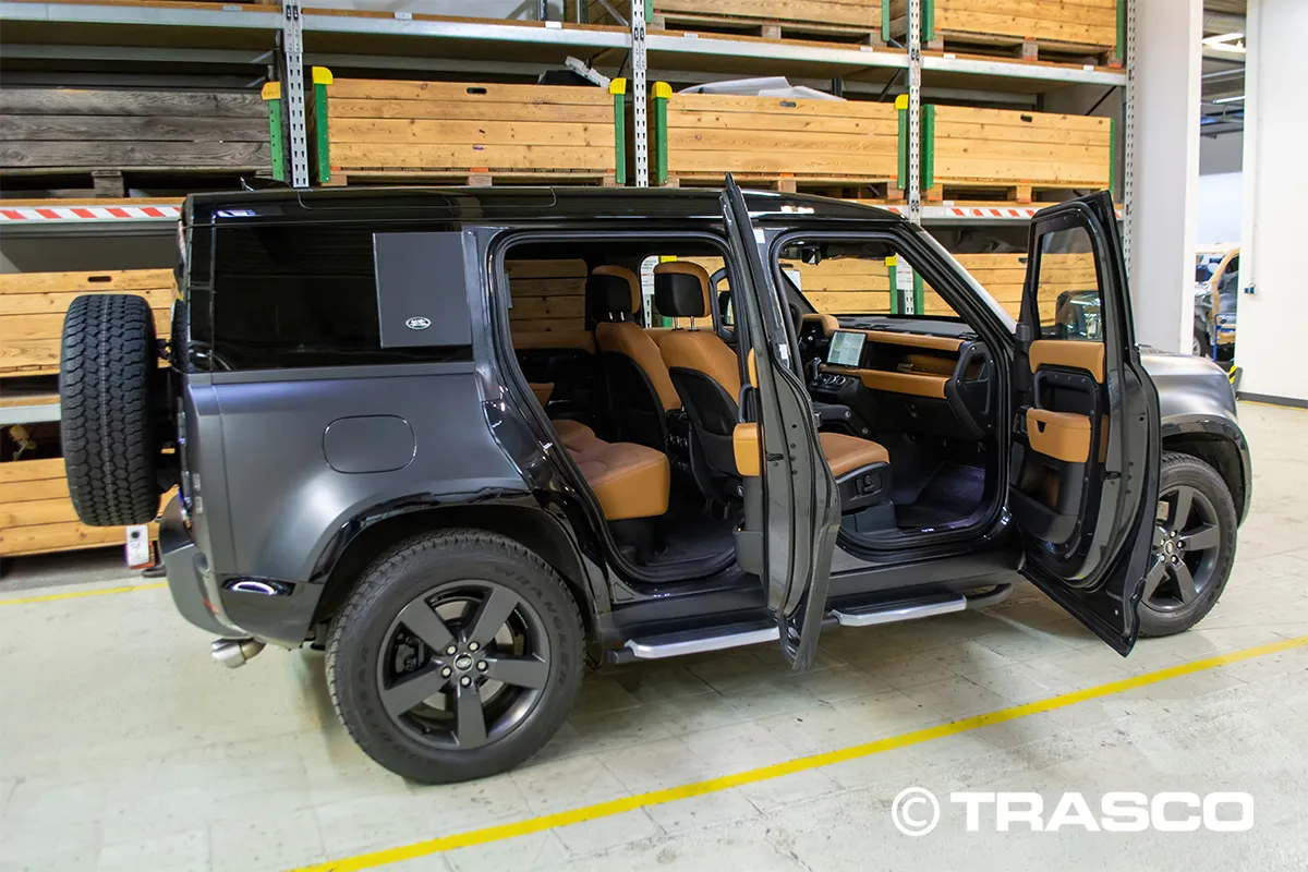 Defender 110 V8 mit ballistischem Schutz TRASCO A-KIP® nach VPAM-PM 4 – Bild 4